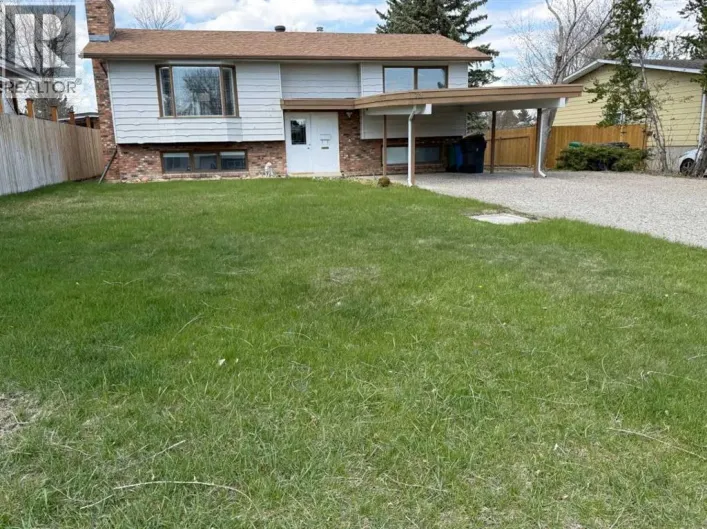 73 Mcgill Boulevard W, Lethbridge