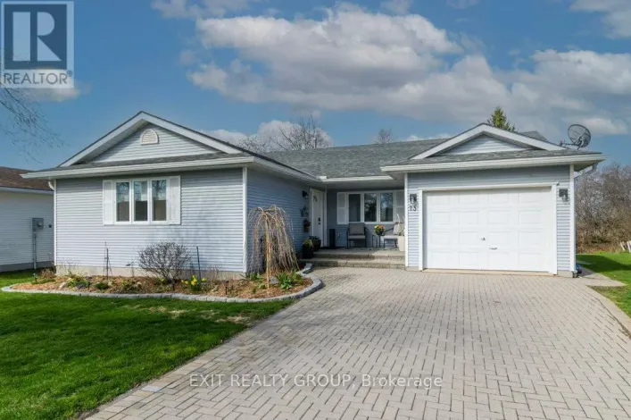 73 SAND BANKS COURT, Prince Edward County