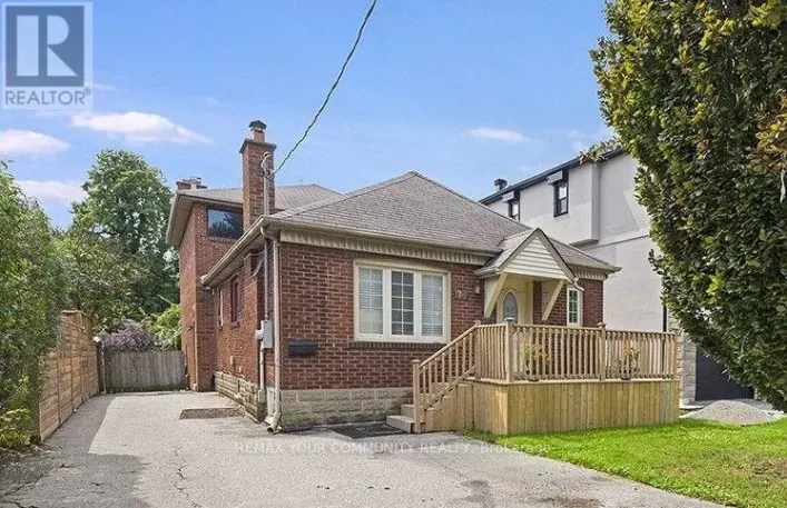 73 STRUTHERS STREET, Toronto