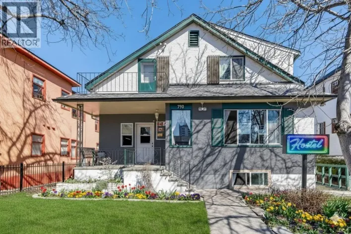 730 Bernard Avenue, Kelowna