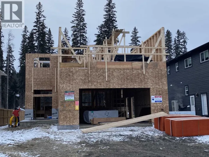 7303 FOXRIDGE AVENUE, Prince George