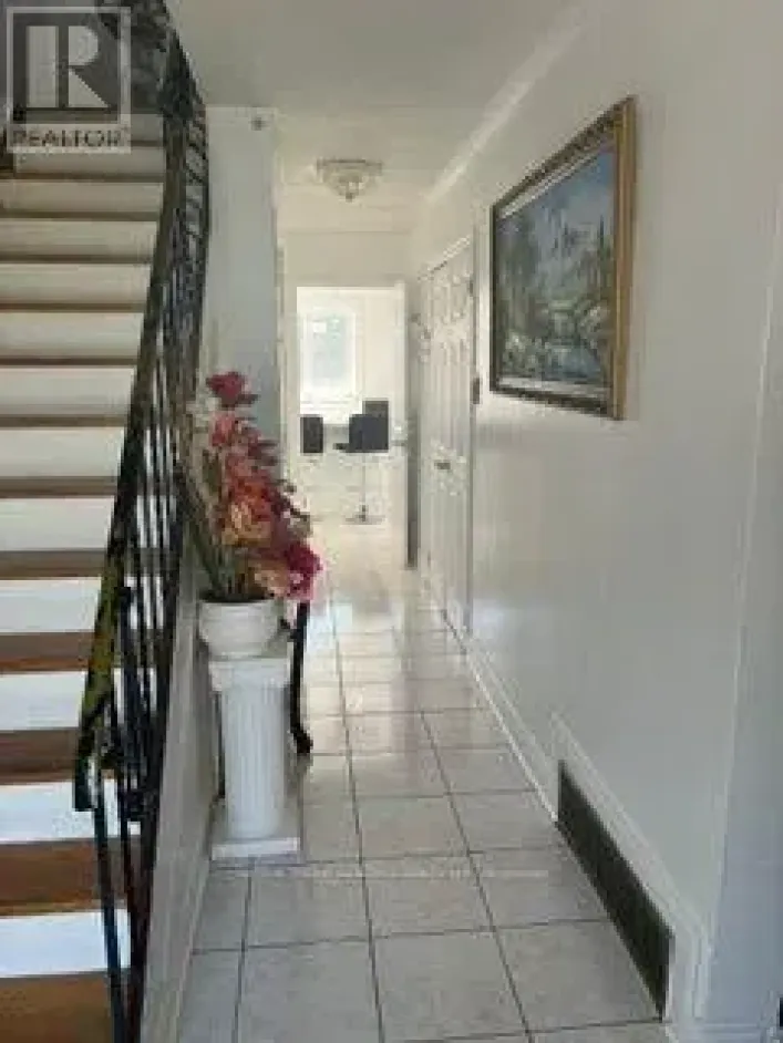 7304 SILLS ROAD, Mississauga