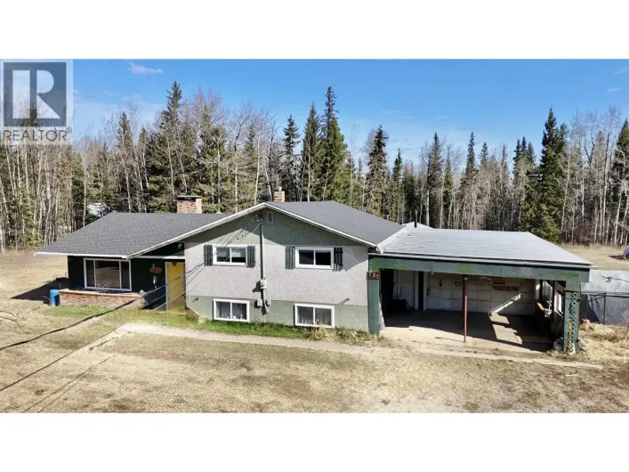 731 NECHAKO AVENUE, Vanderhoof