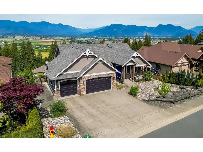 7319 MOUNT THURSTON DRIVE|Eastern Hillsides, Chilliwack