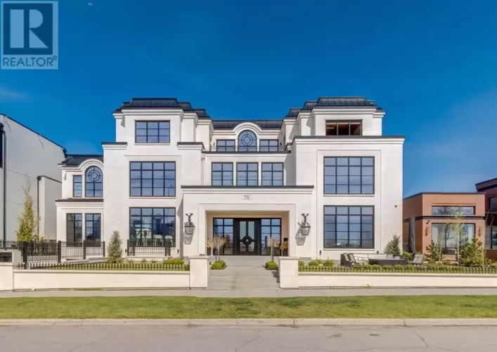 732 Crescent Road NW, Calgary