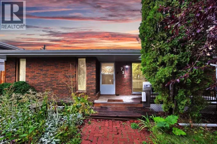 732 Sabrina Road SW, Calgary
