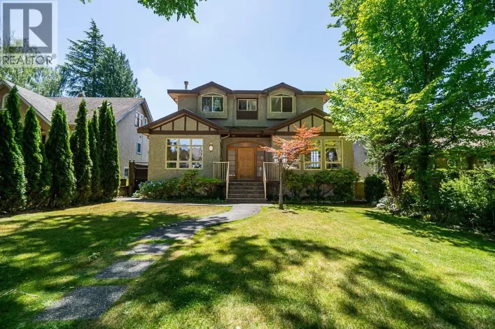 732 W 26TH AVENUE, Vancouver