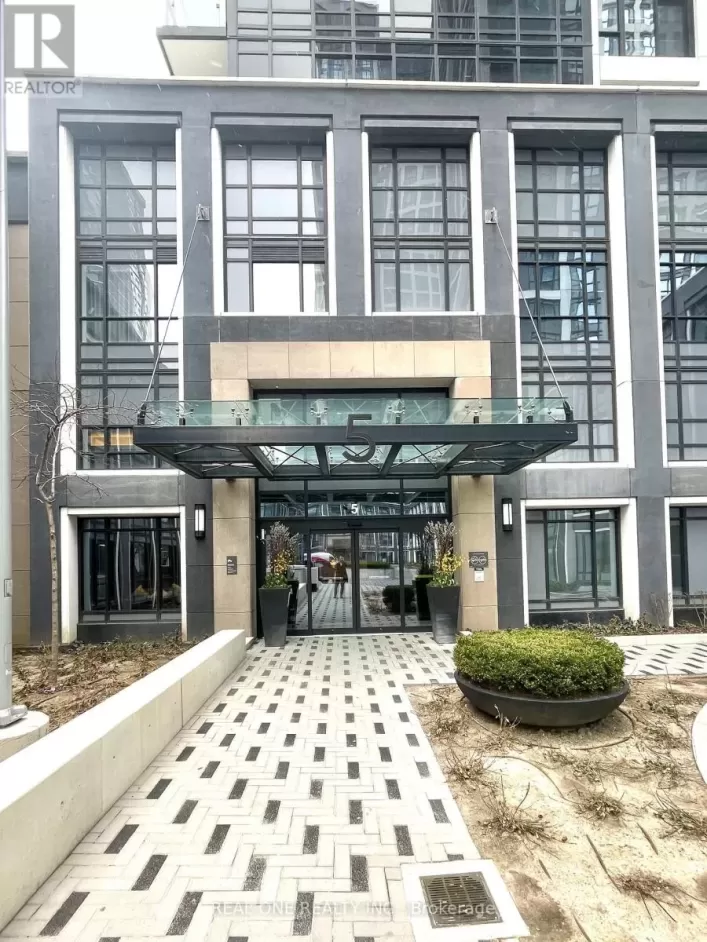 733 - 5 MABELLE AVENUE, Toronto