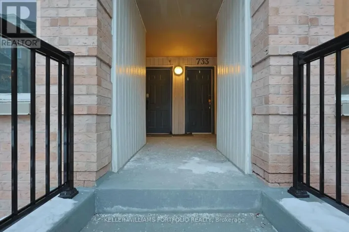 #733 - 75 WELDRICK ROAD E, Richmond Hill