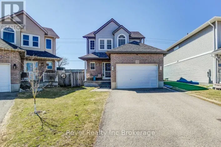 733 SOUTHWOOD WAY, Woodstock