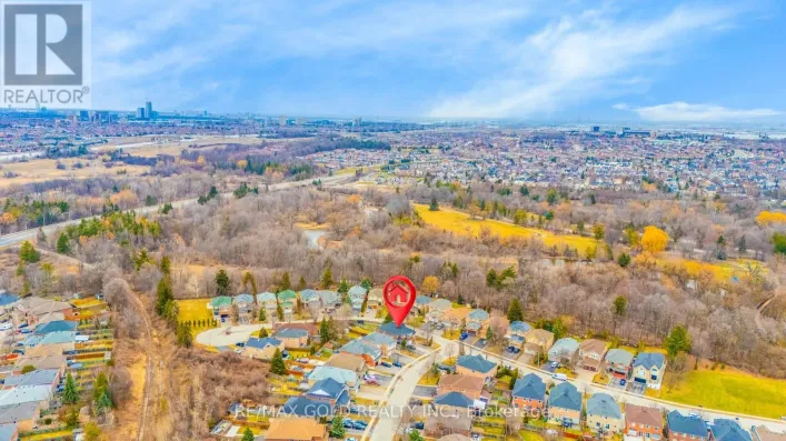 7330 FRONTIER RIDGE, Mississauga