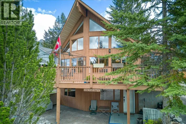 7330 Glacier Drive, Radium Hot Springs
