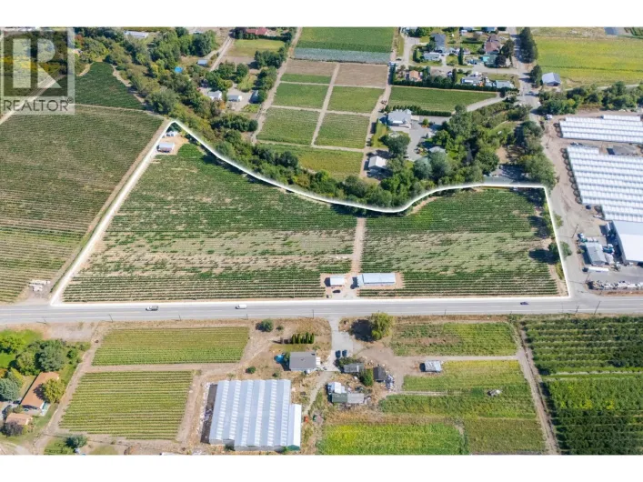 7337 Highway 97, Oliver