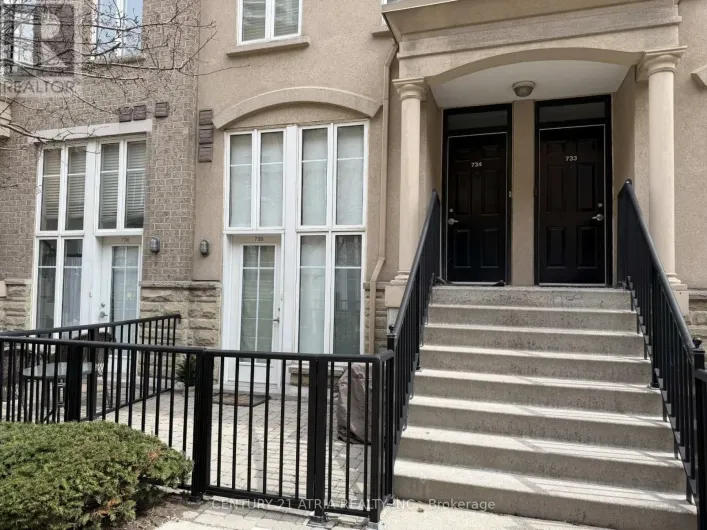 734 - 42 WESTERN BATTERY ROAD, Toronto