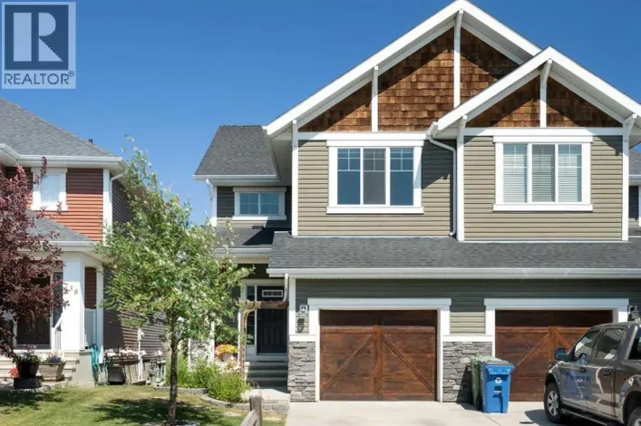 734 River Heights Crescent, Cochrane