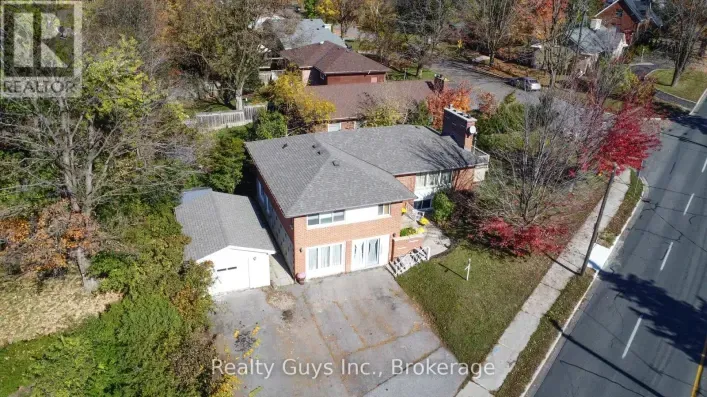 734 SHERBROOKE STREET, Peterborough