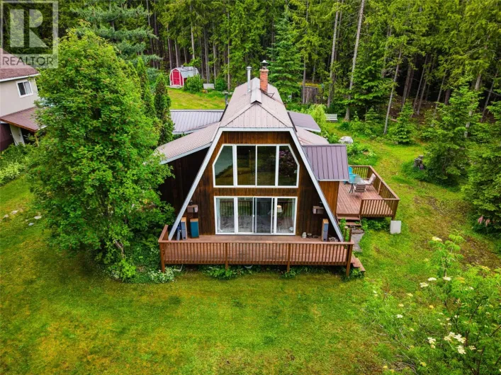7346 Harrop Procter Road, Procter