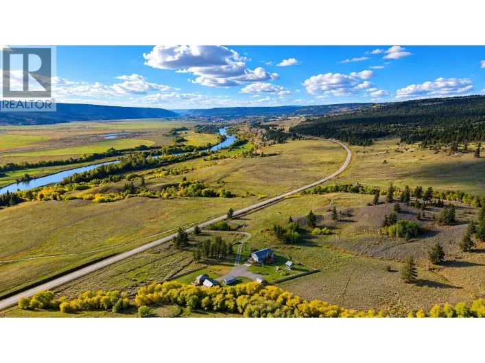 House for sale: 7350 CHILCOTIN 20 HIGHWAY, Williams Lake