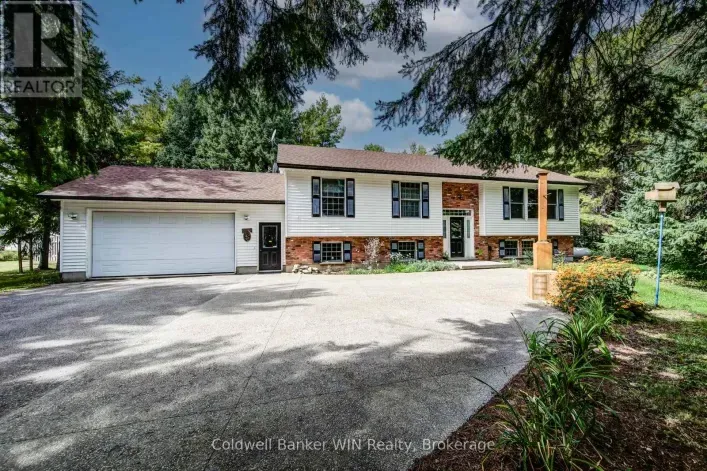 7356 SIDEROAD 12, Mapleton