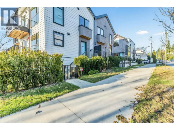 7357 OAK STREET, Vancouver