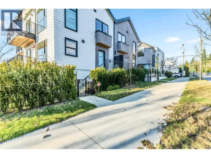 7357 OAK STREET, Vancouver