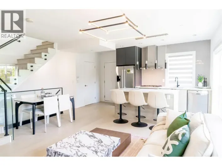7359 OAK STREET, Vancouver