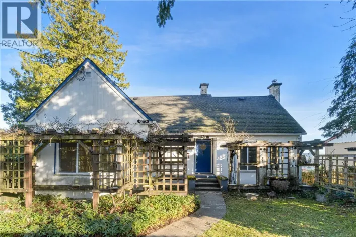 736 Terminal Ave N, Nanaimo