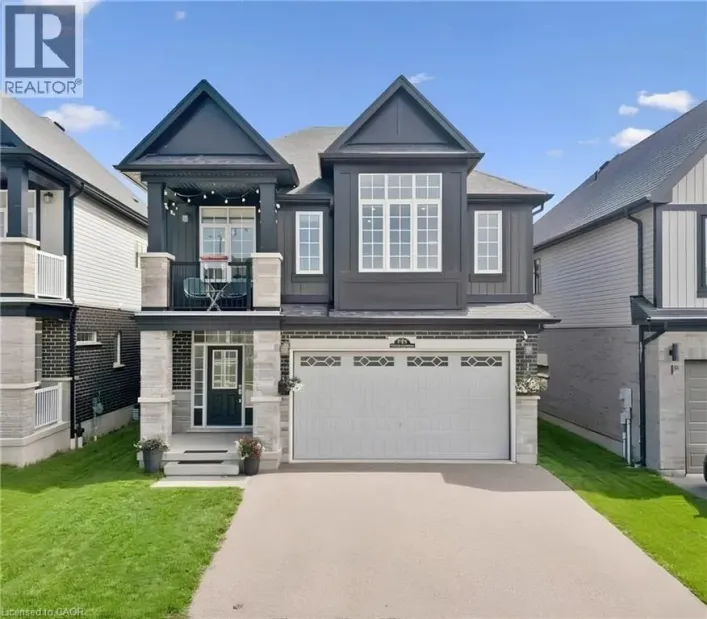 House for sale: 736 WOOD LILY Street, Waterloo