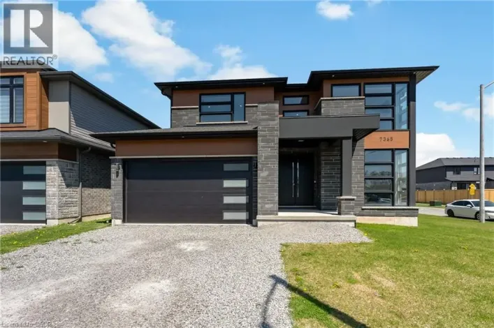 7365 JONATHAN Drive, Niagara Falls