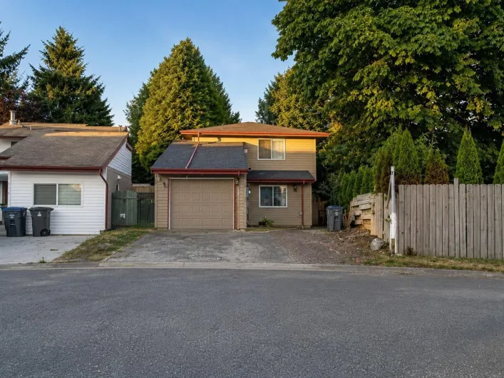 7366 128A STREET, Surrey