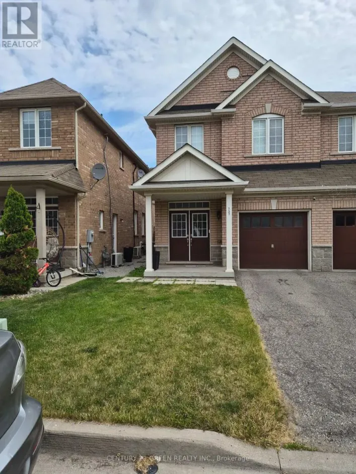 737 AGNEW CRESCENT, Milton