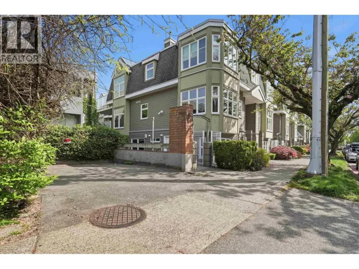 737 W 7TH AVENUE, Vancouver