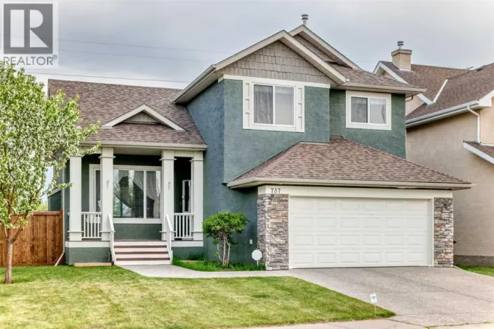 737 Wentworth Place SW, Calgary