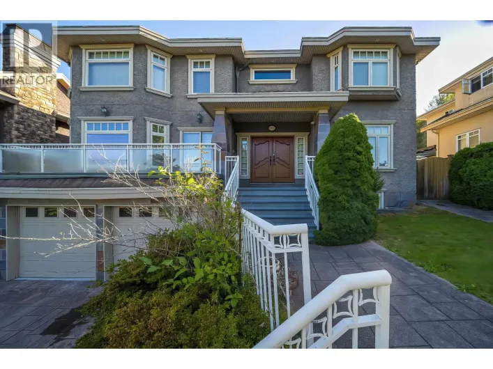 7371 UNION STREET, Burnaby