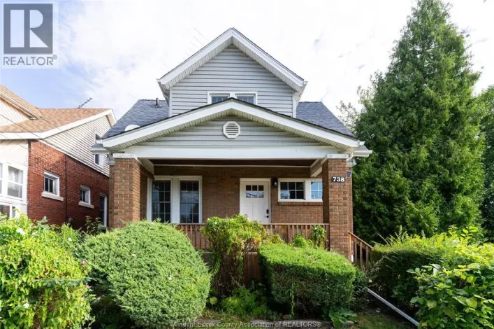 738 BROCK, Windsor