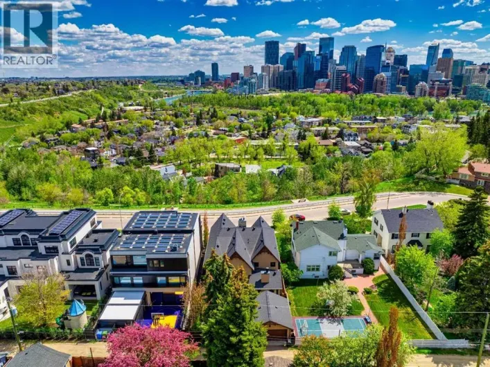 738 Crescent Road NW, Calgary