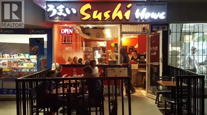 738 DAVIE STREET, Vancouver