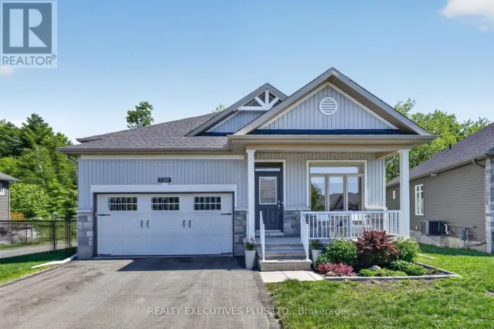 738 DU RIVAGE STREET, Clarence-Rockland