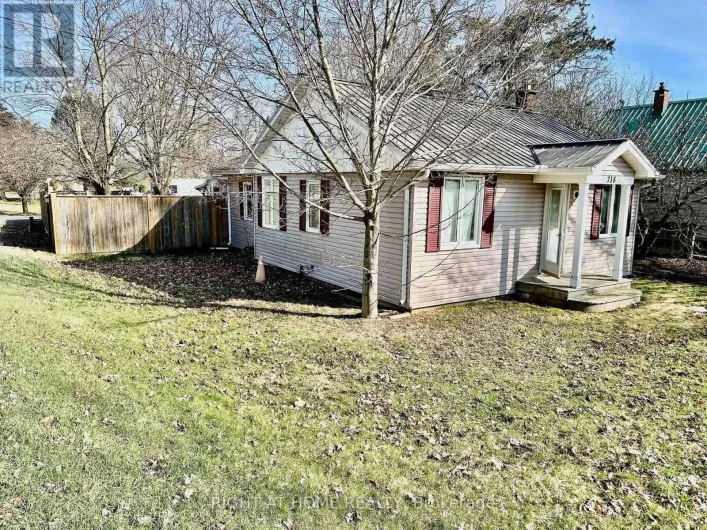 738 MOUNT PLEASANT ROAD, Brant