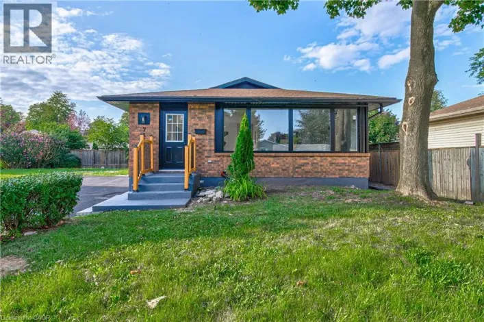 7385 NORTH DORSET Place, Niagara Falls