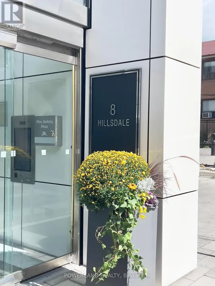 739 - 8 HILLSDALE AVENUE E, Toronto