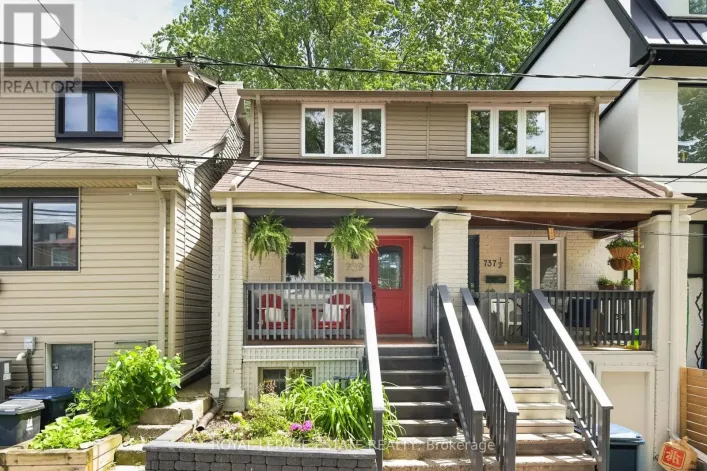 739 CRAVEN ROAD, Toronto