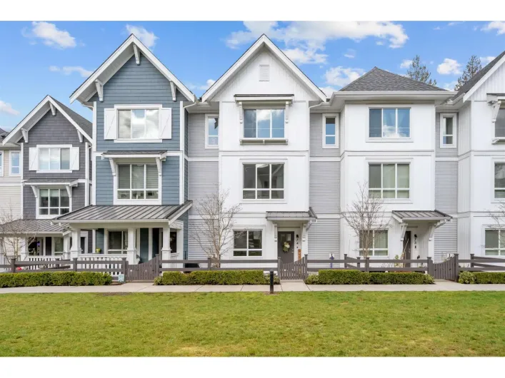 74 8335 NELSON STREET, Mission