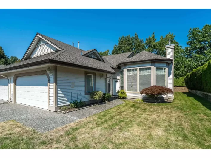 74 9025 216 STREET, Langley