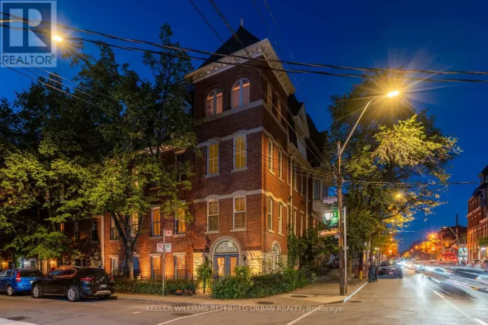 74 ABERDEEN AVENUE, Toronto