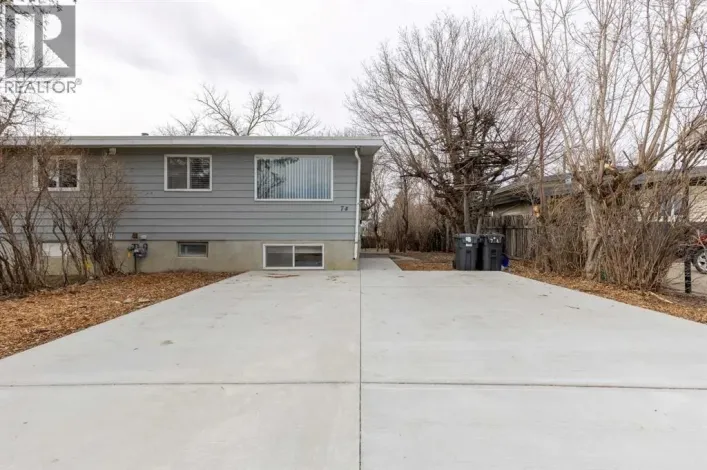 74 Carleton Place W, Lethbridge