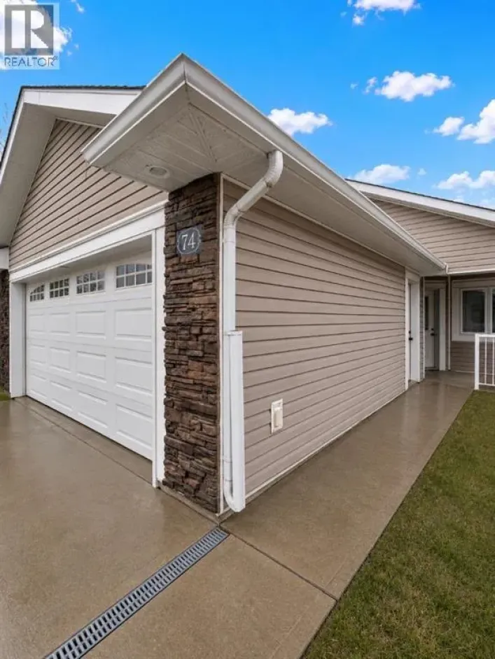 74 Chartwell Place SE, Medicine Hat