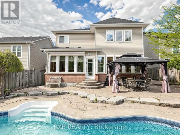 74 DARIUS HARNS DRIVE, Whitby