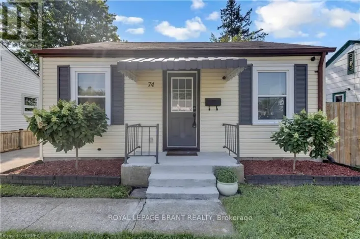 74 EIGHTH AVENUE, Brantford