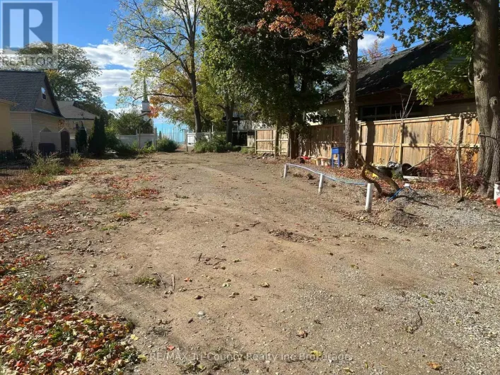 74 KING STREET, Aylmer